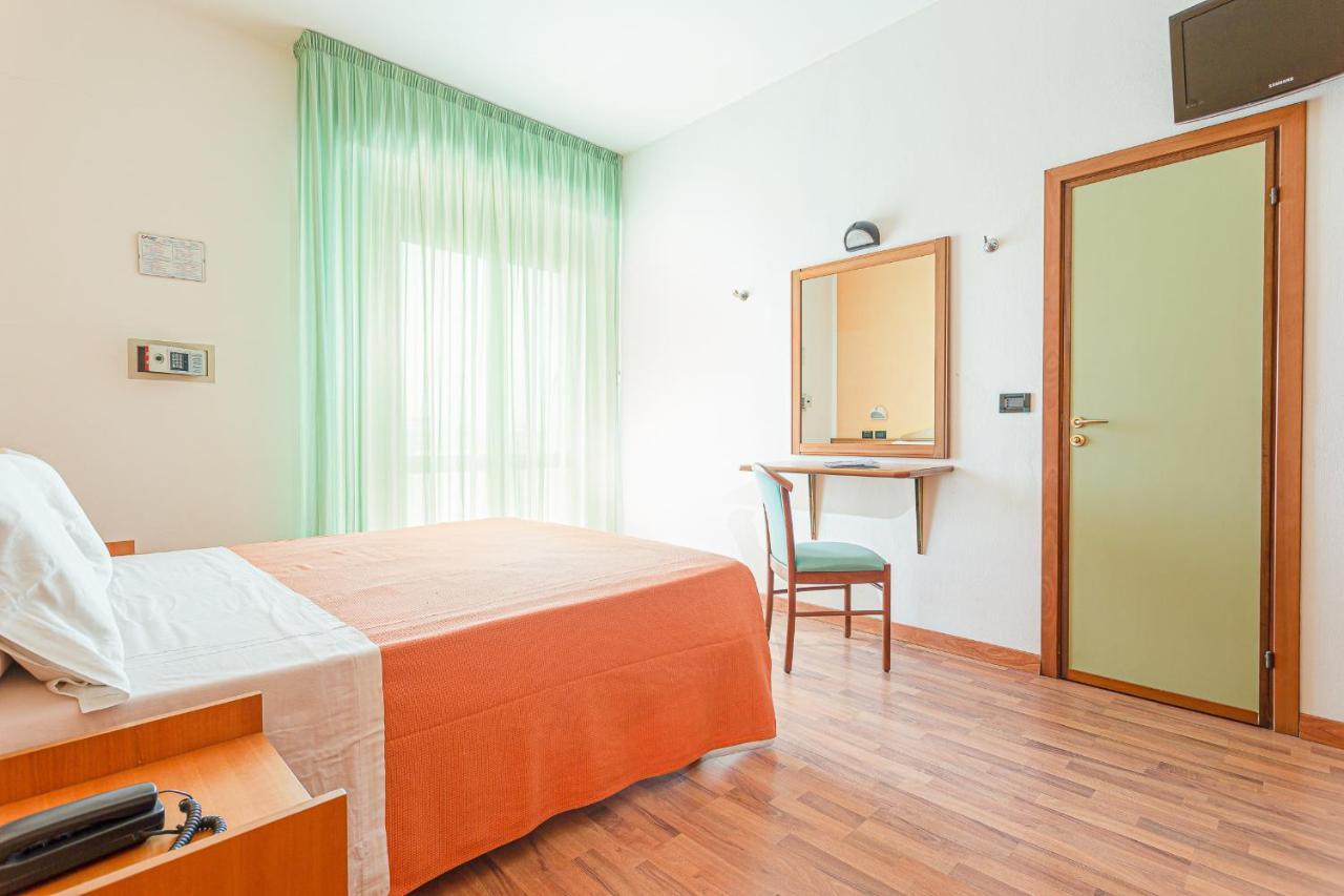 Little Hotel Cesenatico Exteriér fotografie